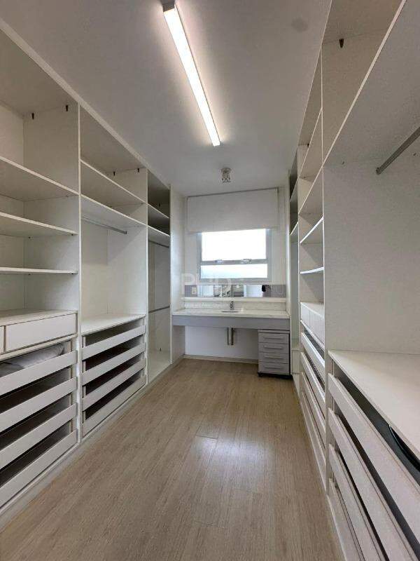 Sobrado, 4 quartos, 560 m² - Foto 35