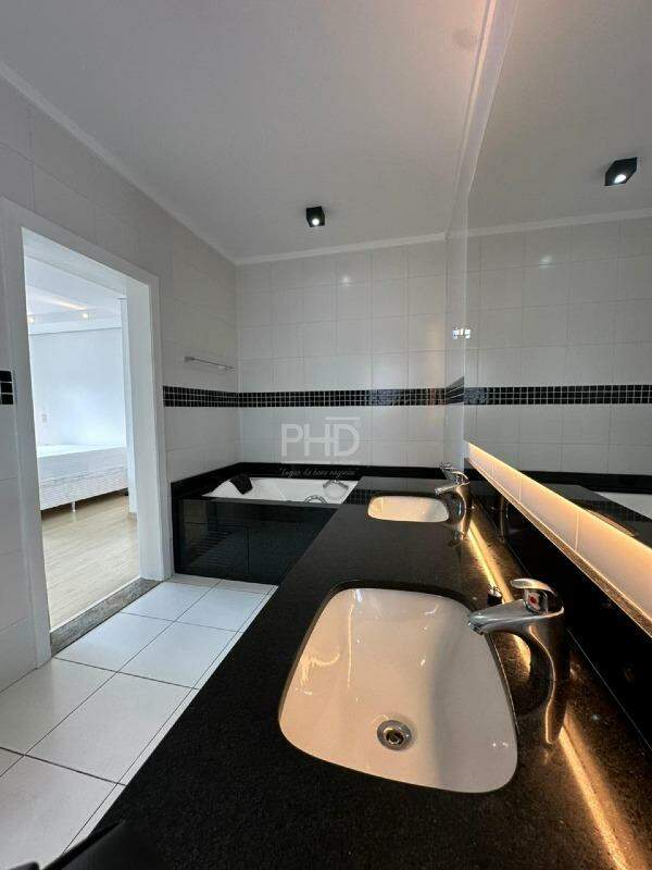 Sobrado, 4 quartos, 560 m² - Foto 37