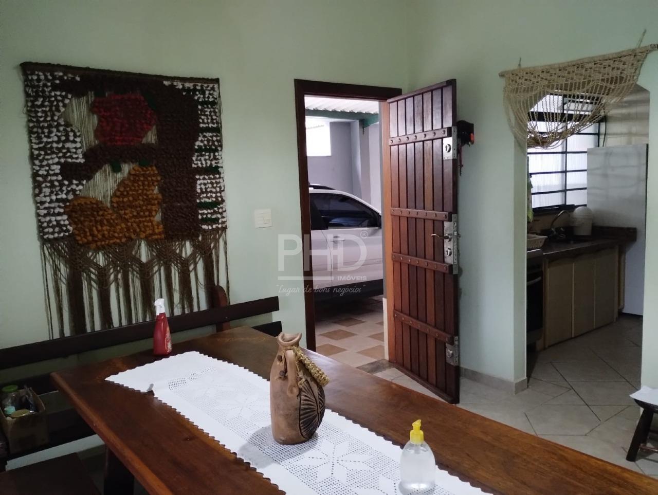 Casa, 5 quartos, 220 m² - Foto 4