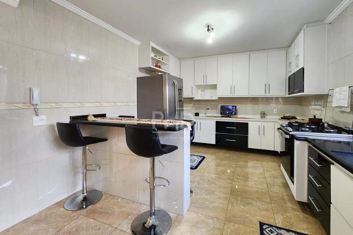 Sobrado, 2 quartos, 300 m² - Foto 10