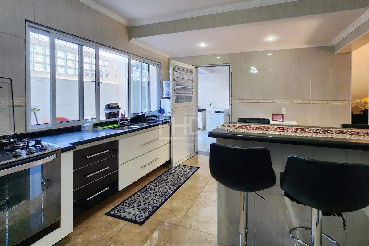 Sobrado, 2 quartos, 300 m² - Foto 11