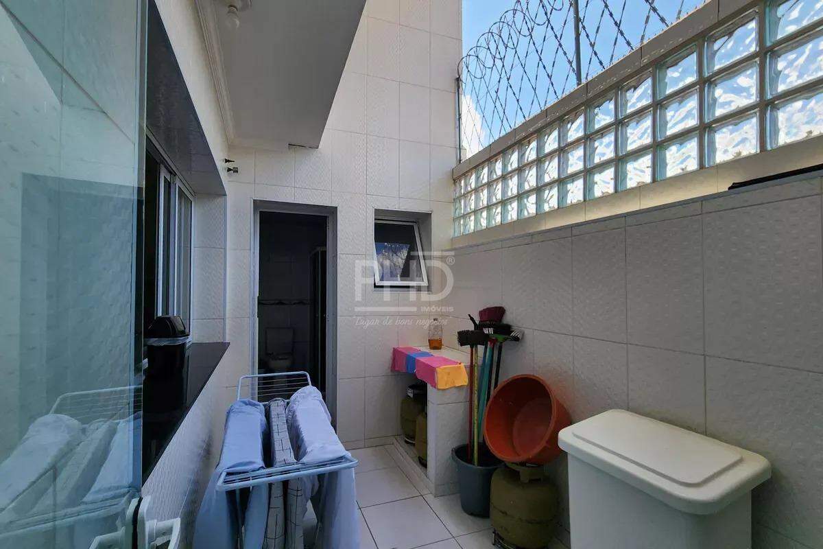 Sobrado, 2 quartos, 300 m² - Foto 28