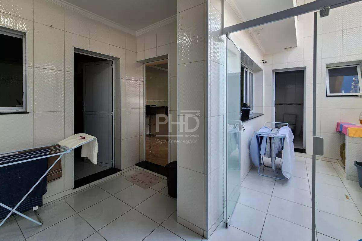 Sobrado, 2 quartos, 300 m² - Foto 37