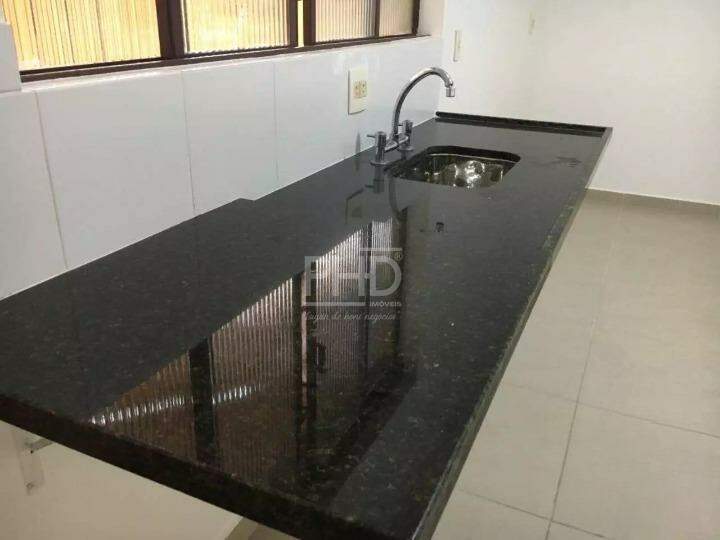 Sobrado, 3 quartos, 216 m² - Foto 6