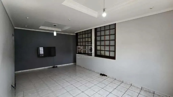 Sobrado, 3 quartos, 485 m² - Foto 2