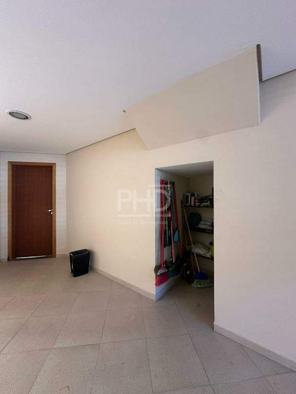 Casa, 3 quartos, 228 m² - Foto 34