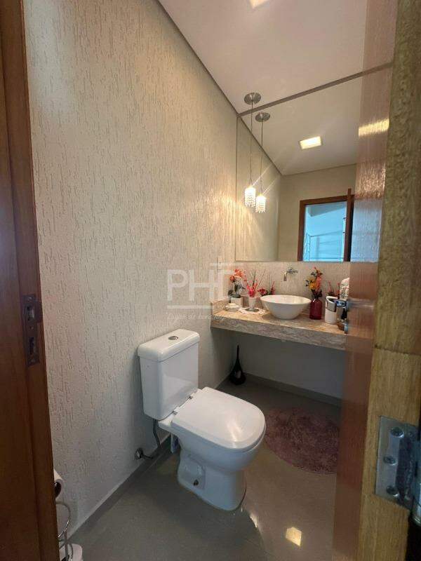 Casa, 3 quartos, 228 m² - Foto 22