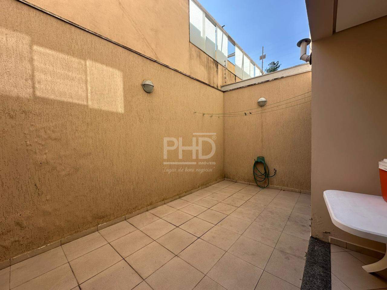 Casa, 3 quartos, 228 m² - Foto 32