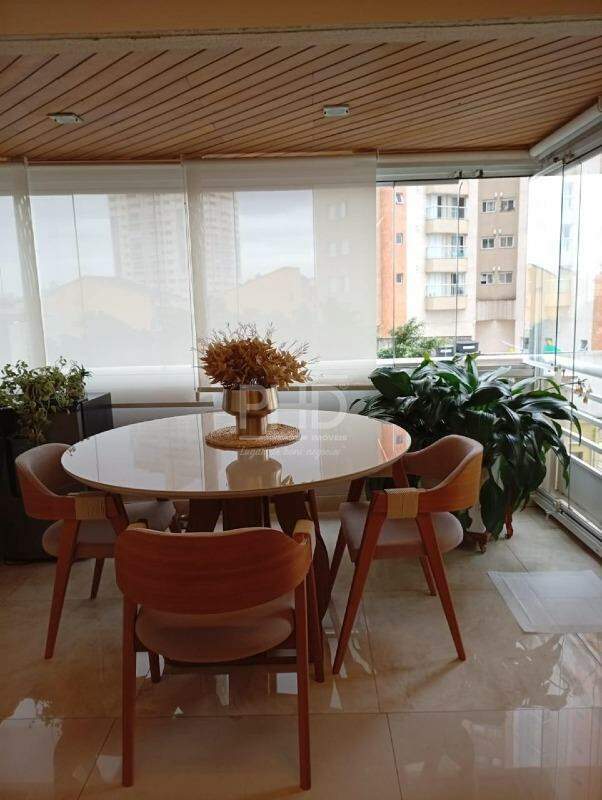 Apartamento, 3 quartos, 110 m² - Foto 1
