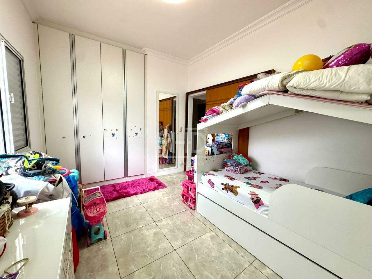 Casa, 3 quartos, 230 m² - Foto 13