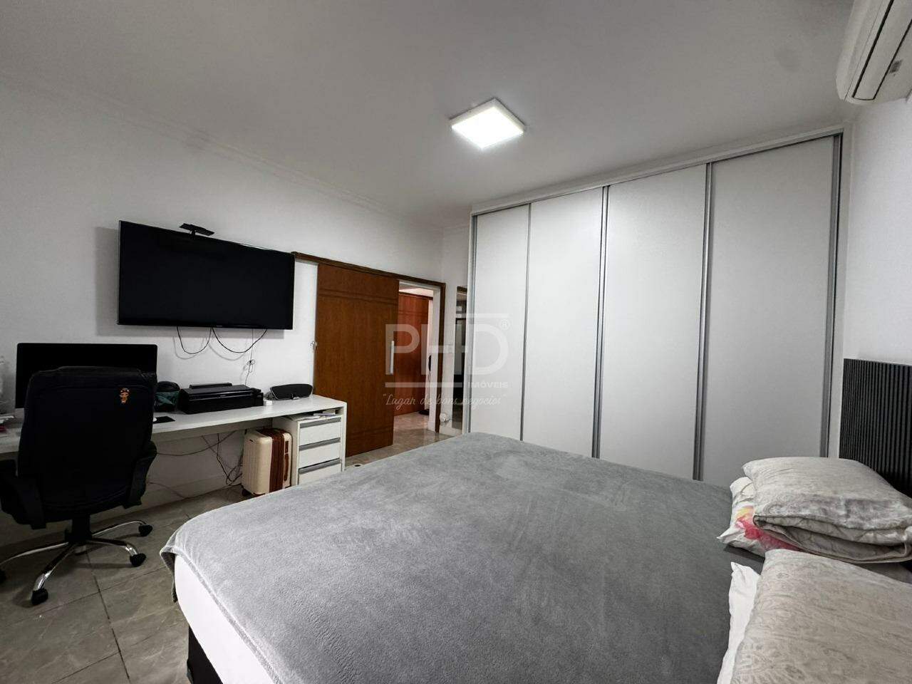 Casa, 3 quartos, 230 m² - Foto 9