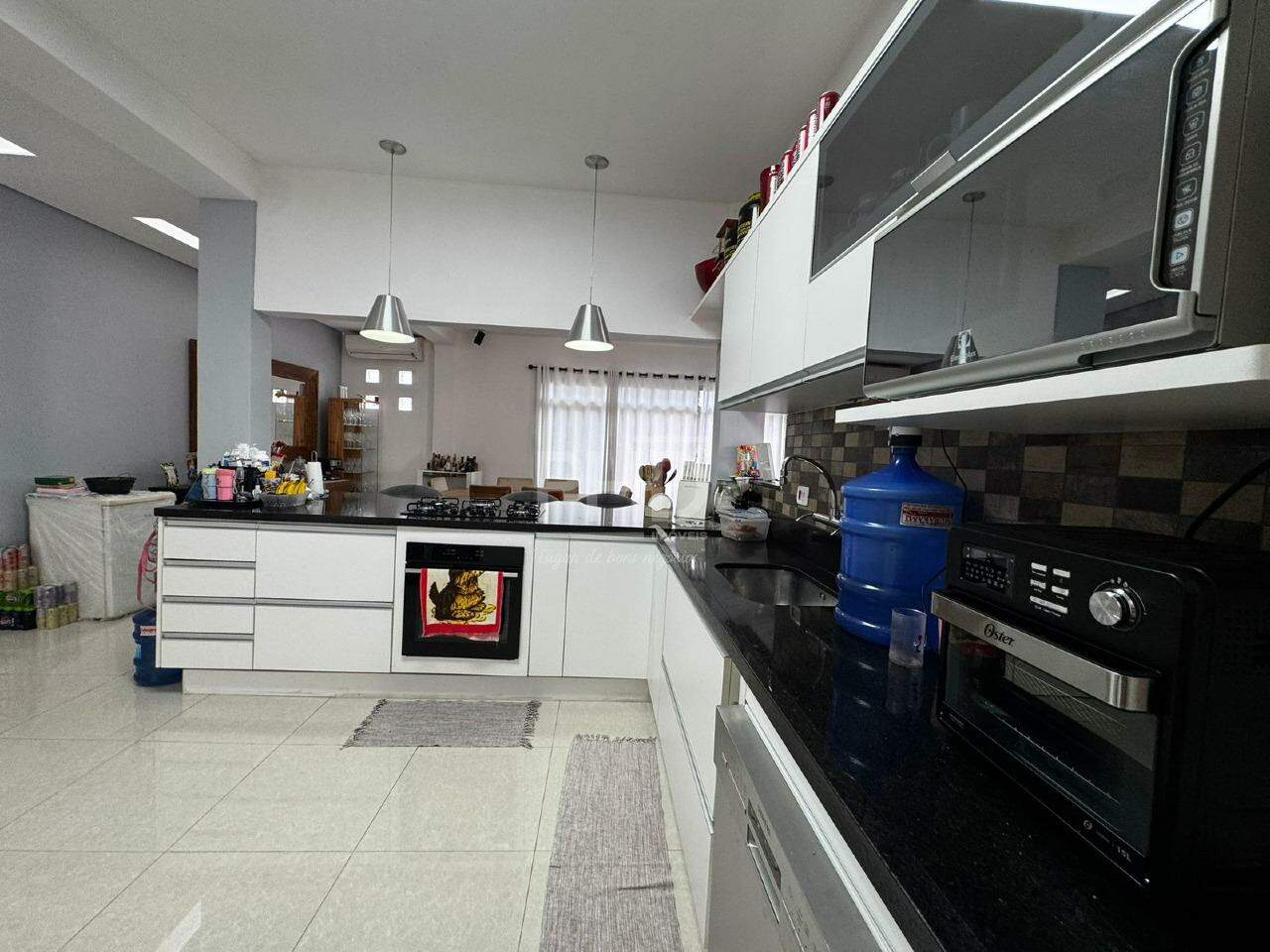 Casa, 3 quartos, 230 m² - Foto 7