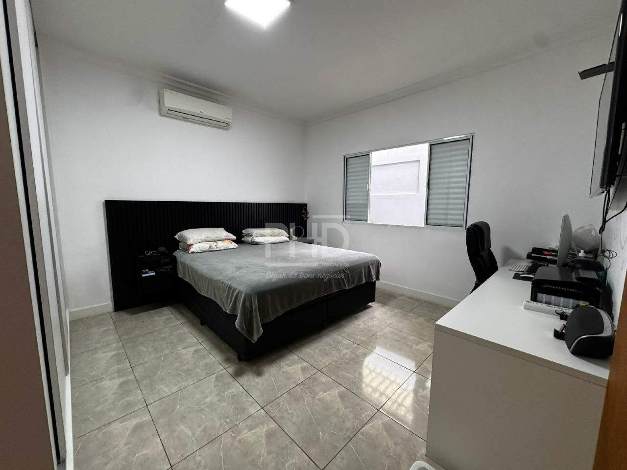 Casa, 3 quartos, 230 m² - Foto 10