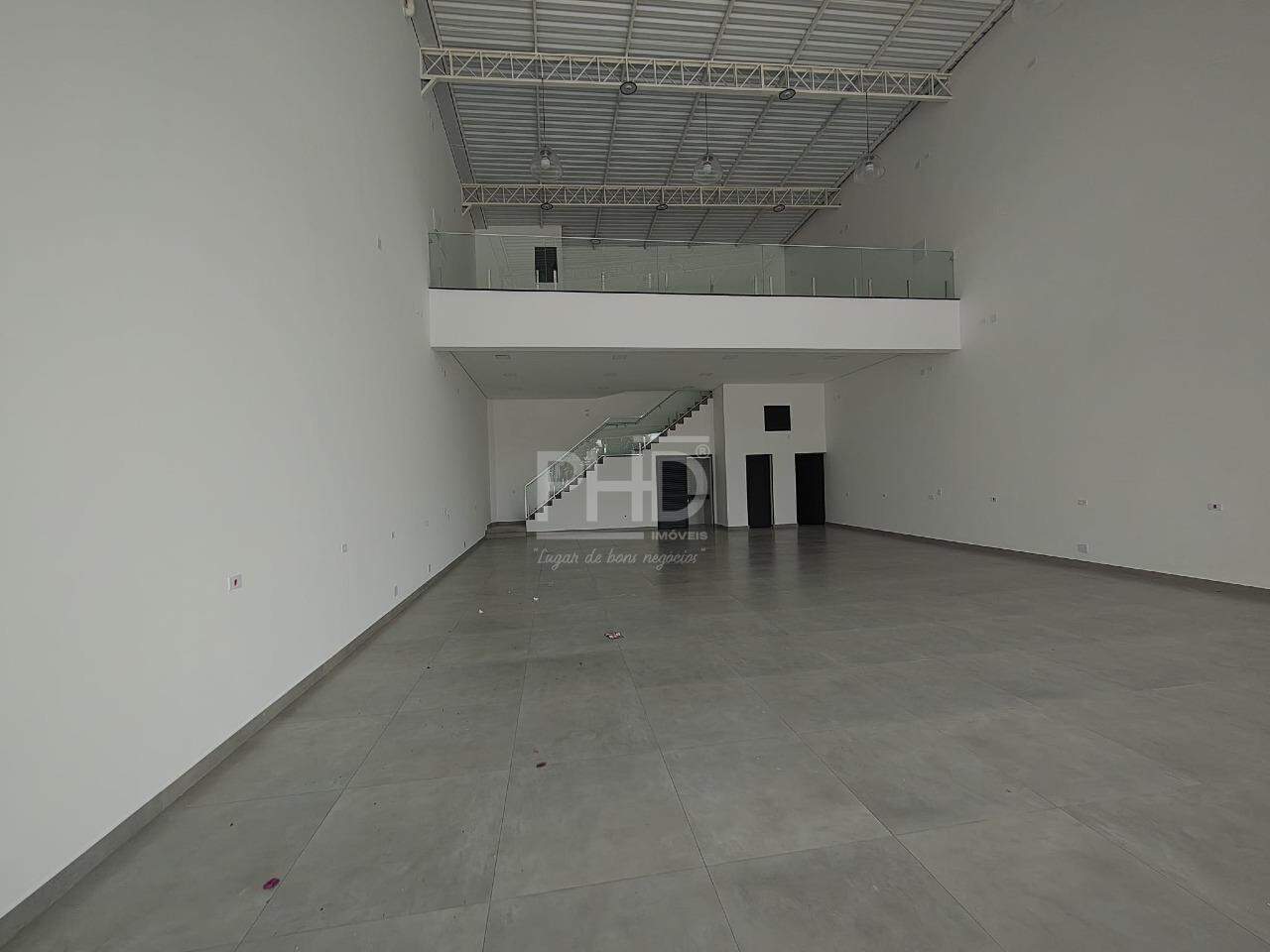 Loja-Salão, 300 m² - Foto 1