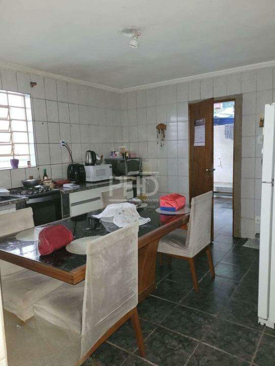 Casa, 3 quartos, 223 m² - Foto 8