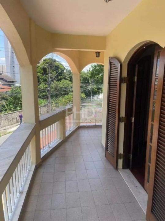 Sobrado, 5 quartos, 262 m² - Foto 1