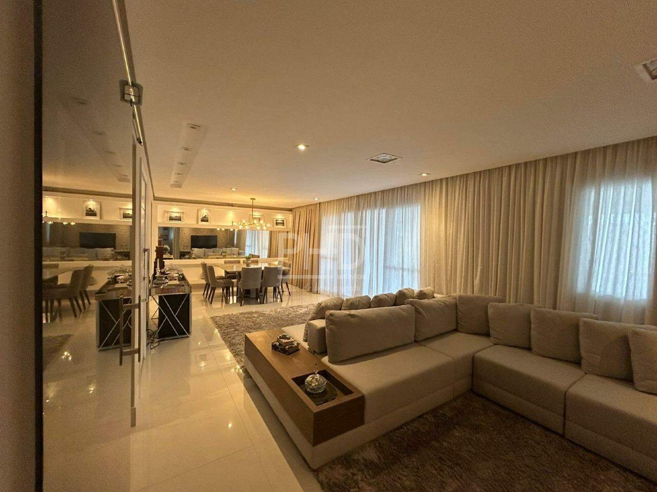 Apartamento, 3 quartos, 156 m² - Foto 2