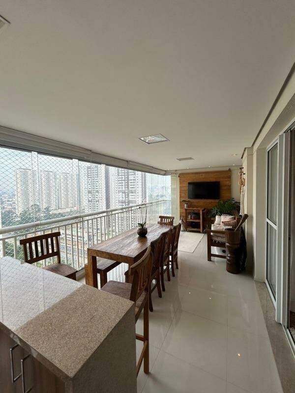Apartamento, 3 quartos, 156 m² - Foto 1