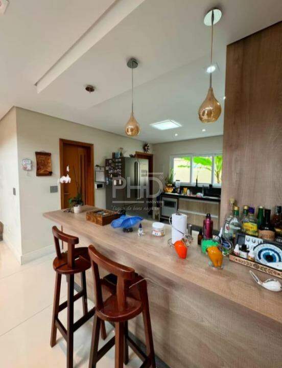 Casa, 4 quartos, 260 m² - Foto 5