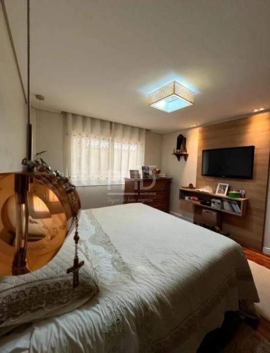 Casa, 4 quartos, 260 m² - Foto 10