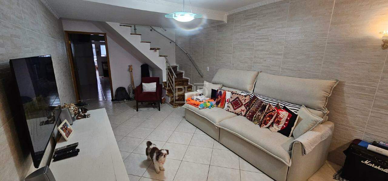Sobrado, 3 quartos, 201 m² - Foto 2