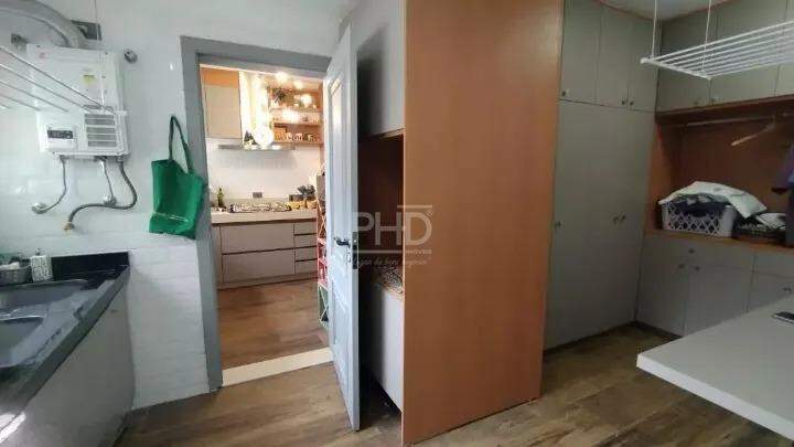 Apartamento, 4 quartos, 235 m² - Foto 28