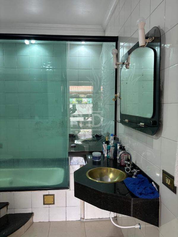 Sobrado, 3 quartos, 242 m² - Foto 19