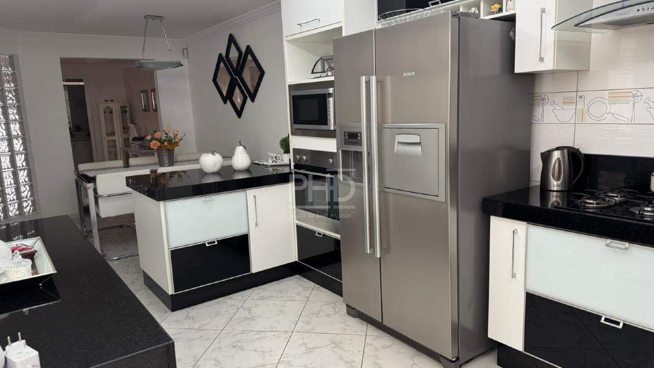 Casa, 3 quartos, 206 m² - Foto 7