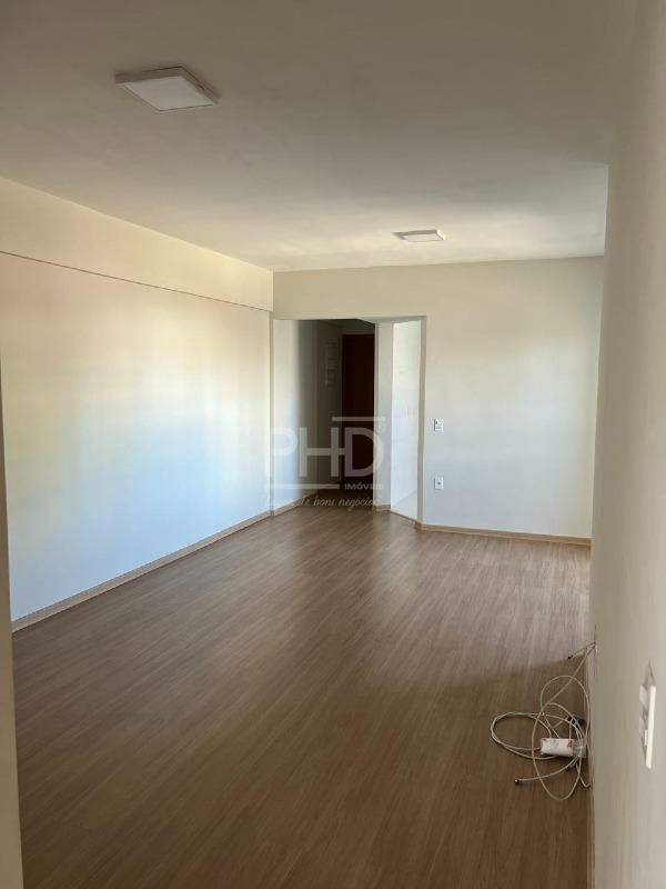 Apartamento, 3 quartos, 98 m² - Foto 2