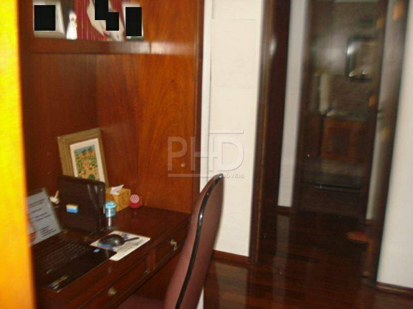 Apartamento à venda com 3 quartos, 140m² - Foto 15