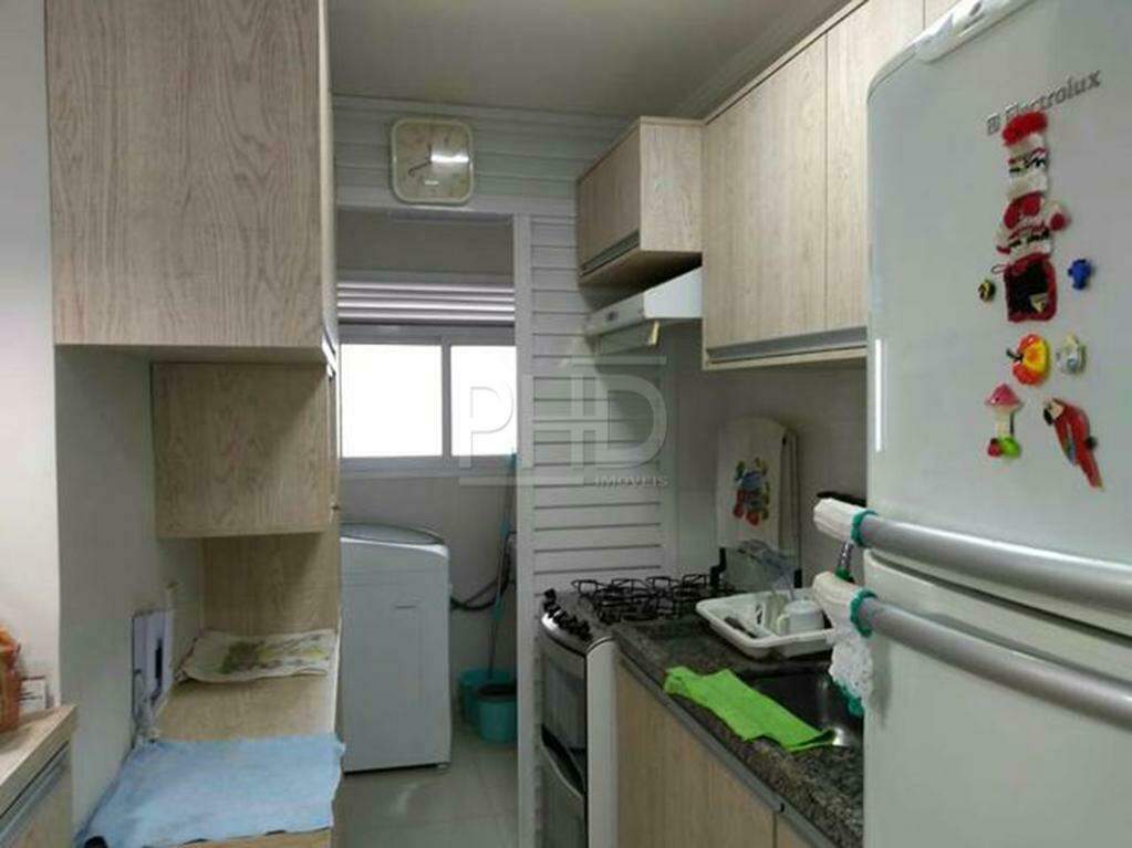 Apartamento à venda com 2 quartos, 60m² - Foto 7