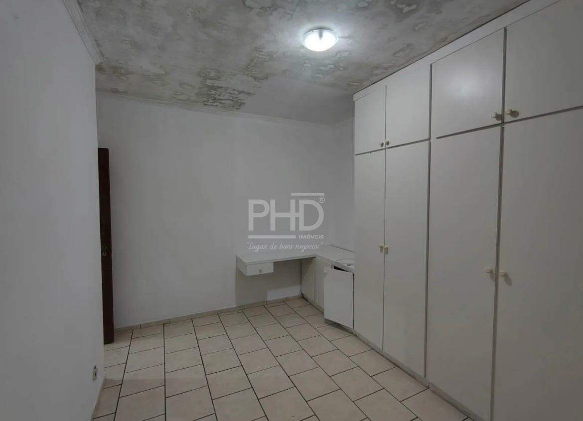 Casa, 3 quartos, 219 m² - Foto 9