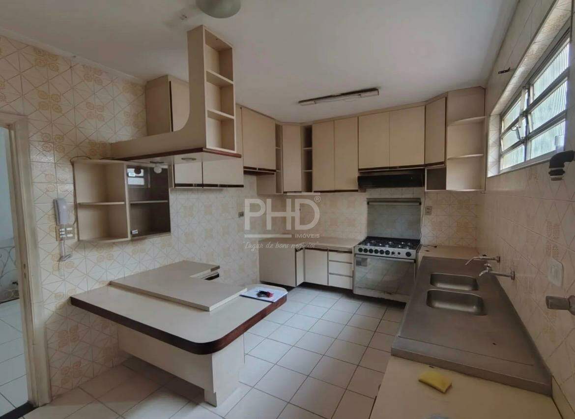 Casa, 3 quartos, 219 m² - Foto 4