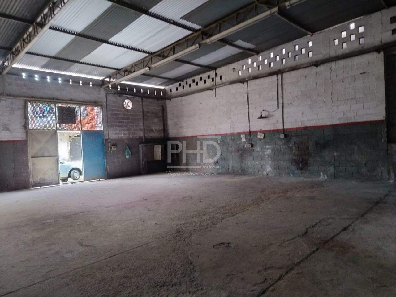 Depósito-Galpão, 307 m² - Foto 1