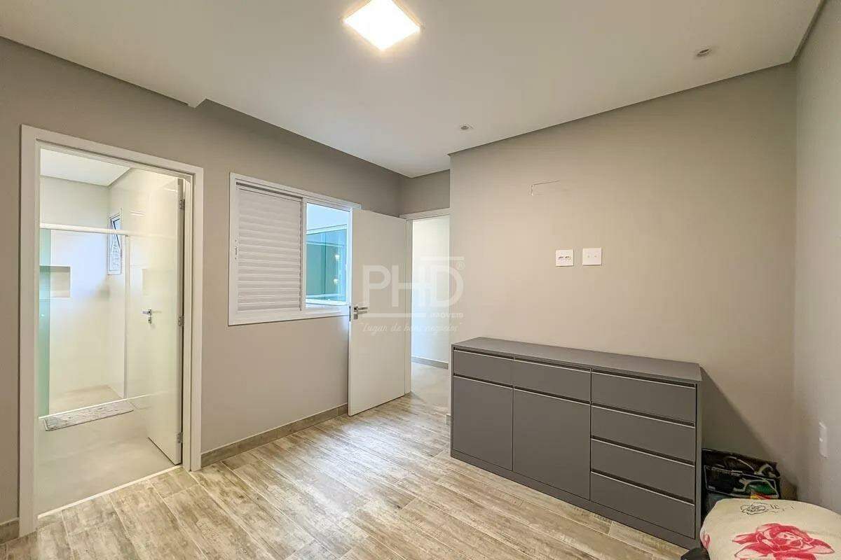 Sobrado, 3 quartos, 238 m² - Foto 13