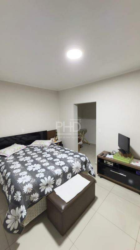 Sobrado, 3 quartos, 256 m² - Foto 8