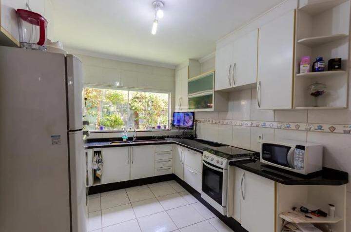 Sobrado, 3 quartos, 255 m² - Foto 6