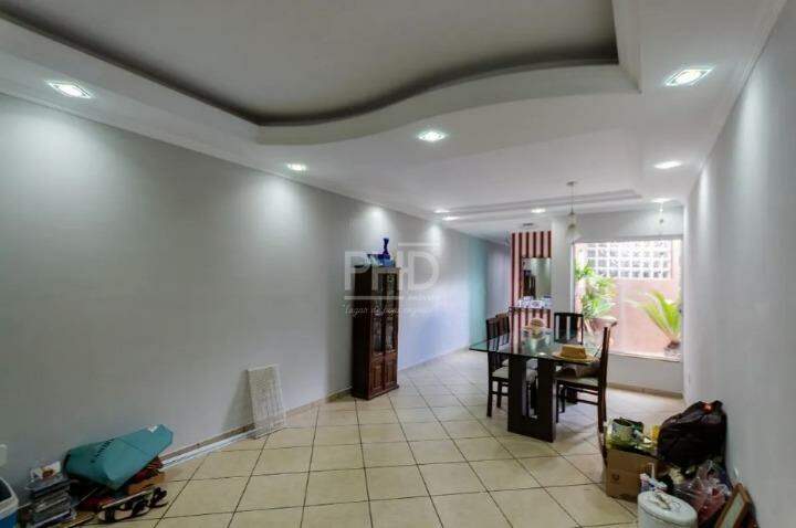 Sobrado, 3 quartos, 255 m² - Foto 1