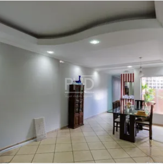 Sobrado, 3 quartos, 255 m² - Foto 1