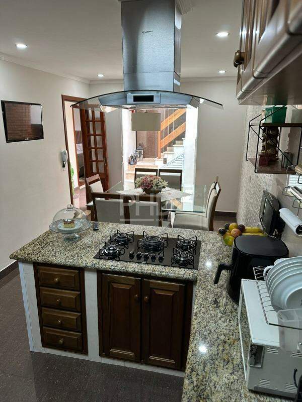 Sobrado, 3 quartos, 300 m² - Foto 6