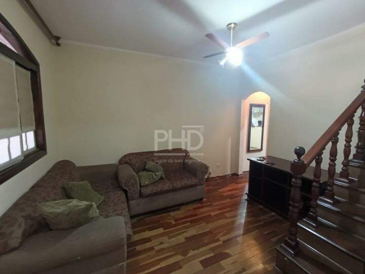 Sobrado, 3 quartos, 189 m² - Foto 1
