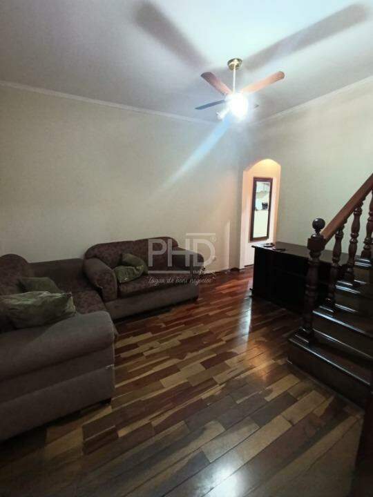 Sobrado, 3 quartos, 189 m² - Foto 2