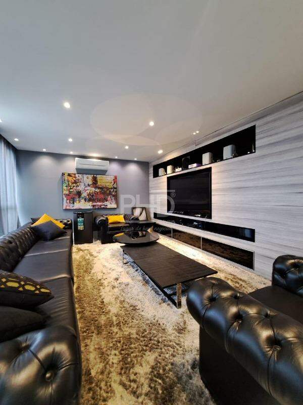 Cobertura, 3 quartos, 228 m² - Foto 3