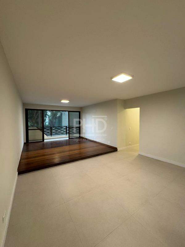 Apartamento, 4 quartos, 135 m² - Foto 1