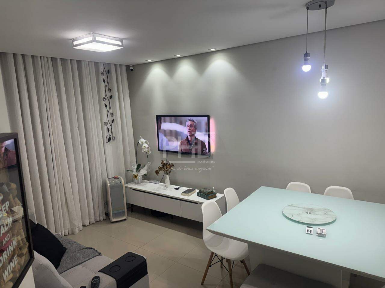Apartamento, 2 quartos, 61 m² - Foto 1