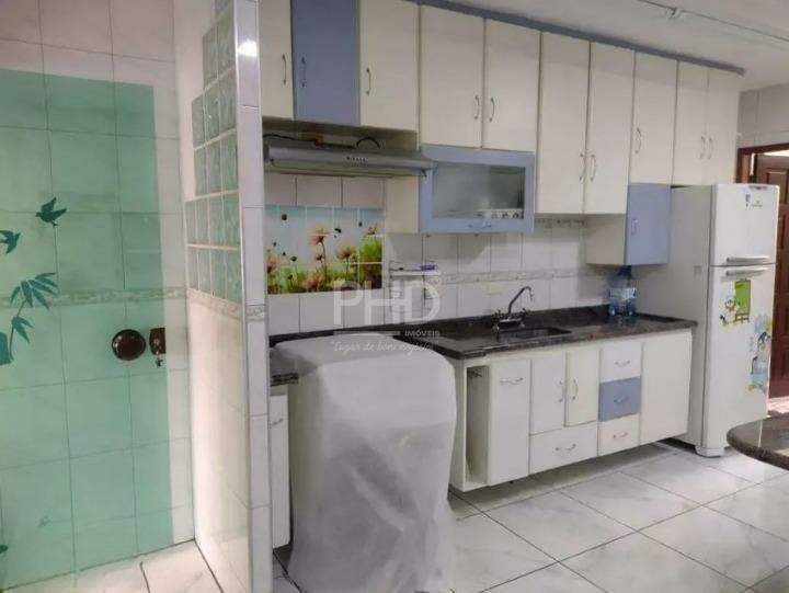 Casa, 4 quartos, 202 m² - Foto 3