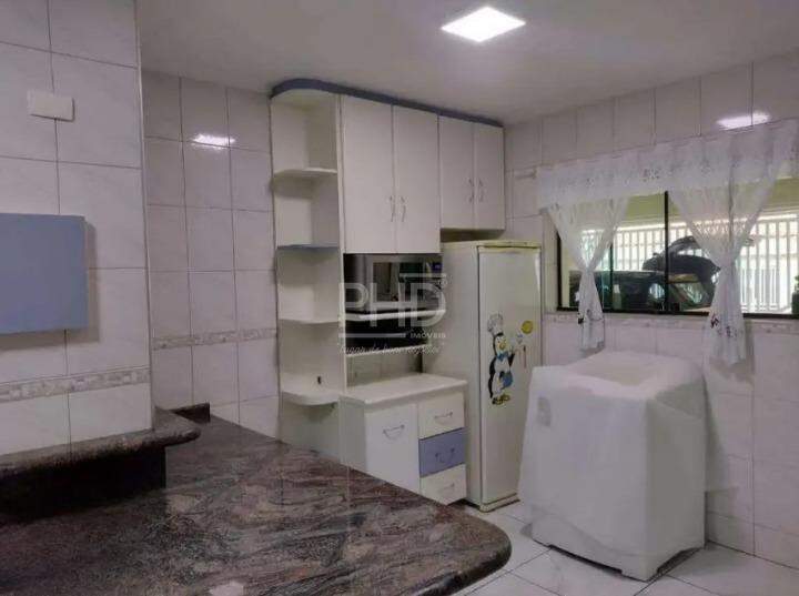 Casa, 4 quartos, 202 m² - Foto 5
