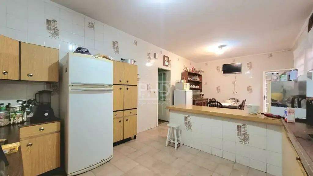 Casa, 5 quartos, 220 m² - Foto 9