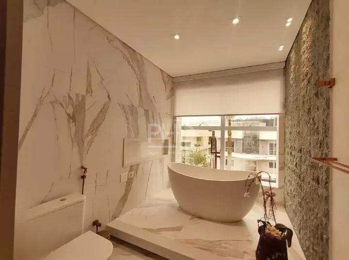 Sobrado, 6 quartos, 750 m² - Foto 17