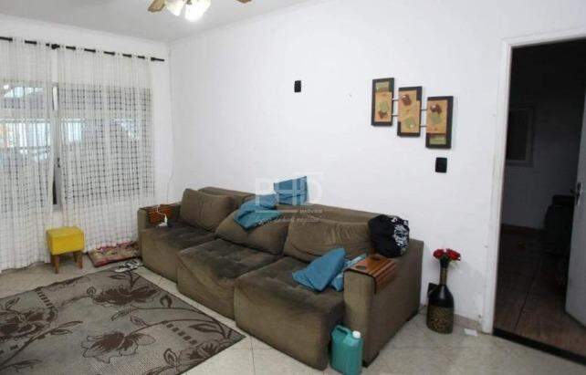 Casa, 3 quartos, 200 m² - Foto 2